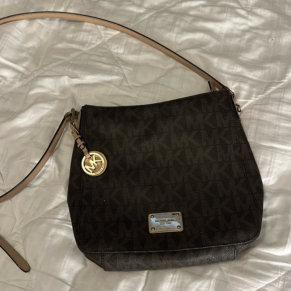 Michael Kors mesager bag